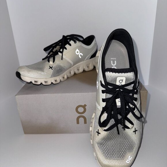 On Cloud X 3 Training Shoe (Women) 9M - Picture 8 of 15